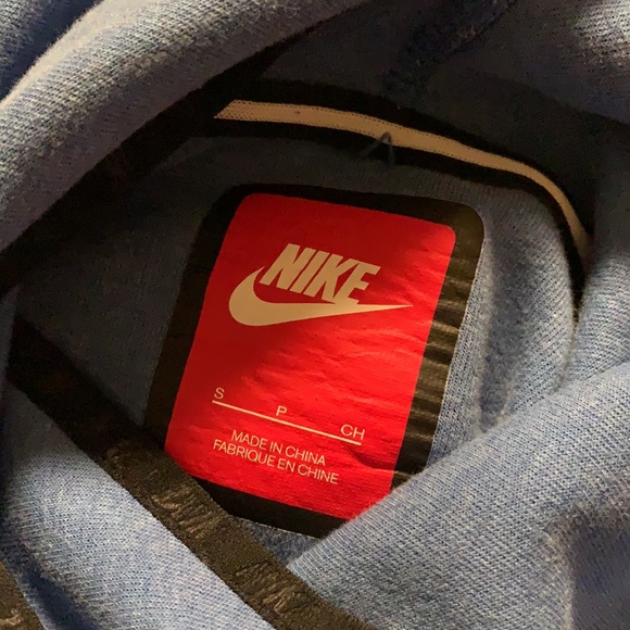 Nike athletic hoodie - Picture 10 of 10